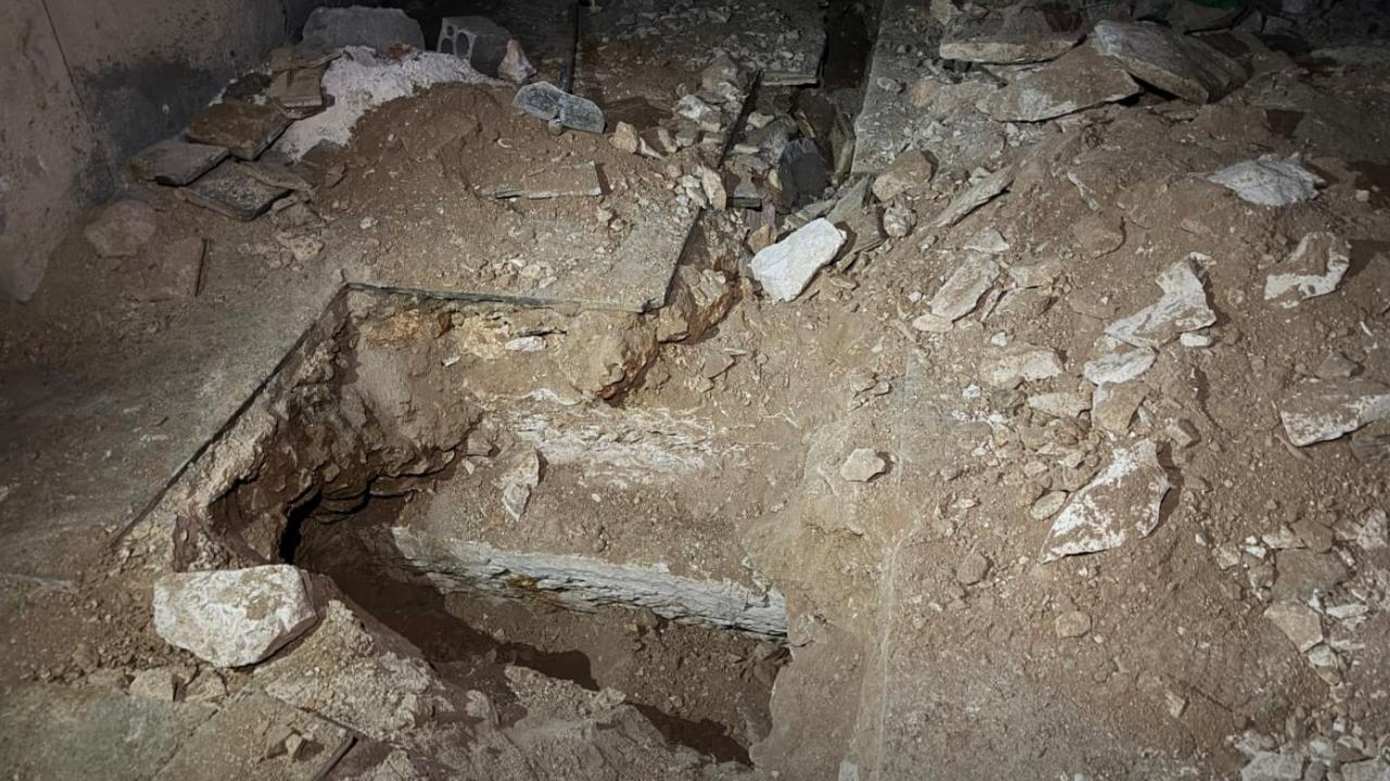 Suriye’de eski güvenlik merkezinde toplu mezar bulundu