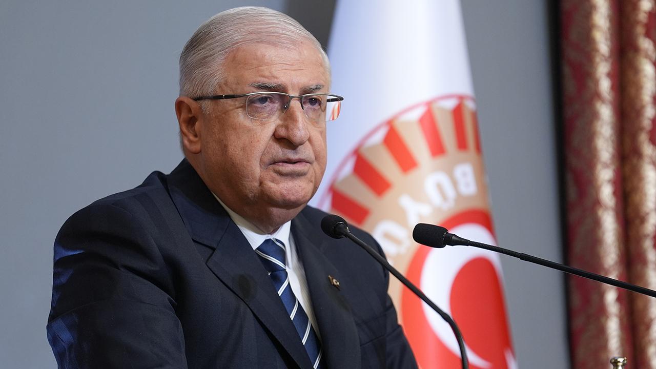 Bakan Güler: “Hiçbir terör örgütünün bölgedeki faaliyetlerini sürdürmesine müsaade etmeyeceğiz”