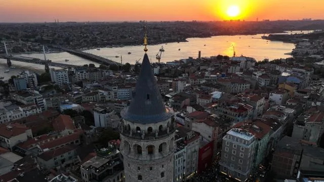 Atmosfere sahip bir süper gezegen bulunmuş olabilir