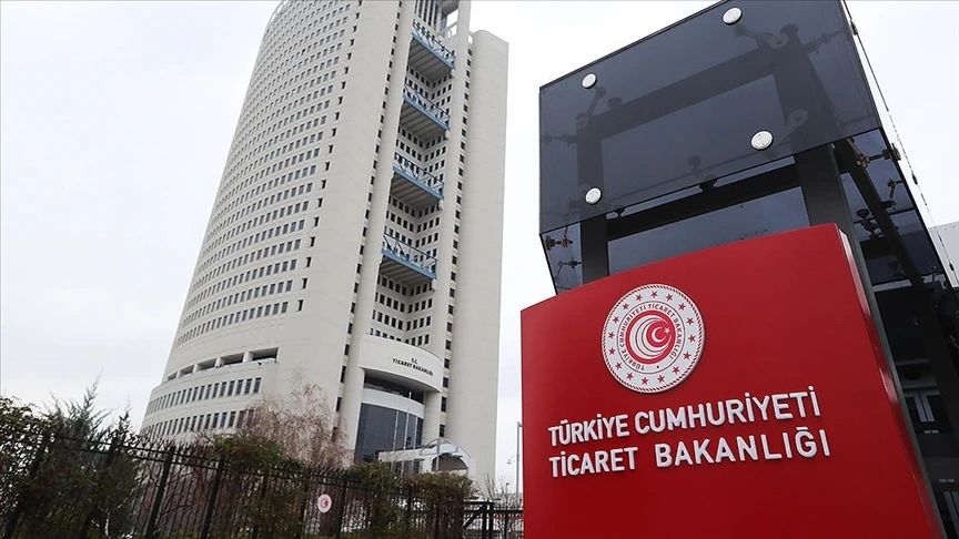 Bakanlıktan indirimli satış reklamlarına yeni düzenleme: Fiyat şeffaflığı 1 Ağustos'ta zorunlu oluyor!