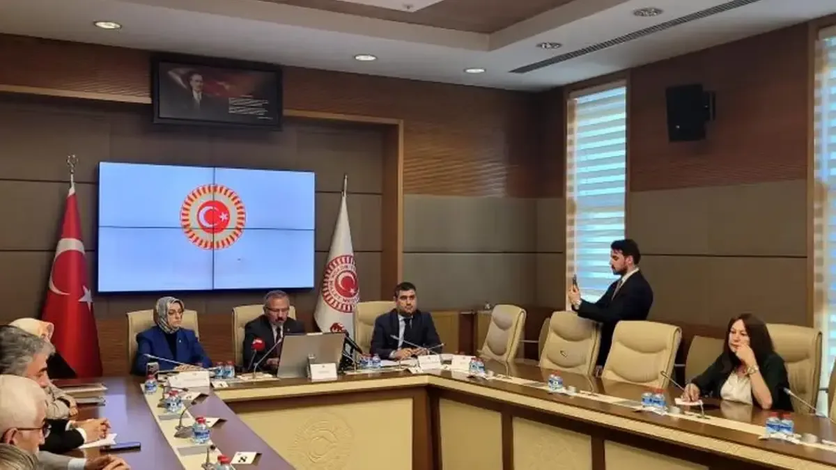 Öğrencilerden Okullarda Akıllı Telefon Yasağı Talebi