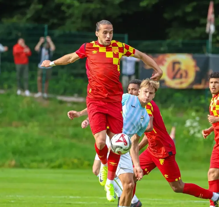 Göztepe'de Juan, Rusya yolcusu