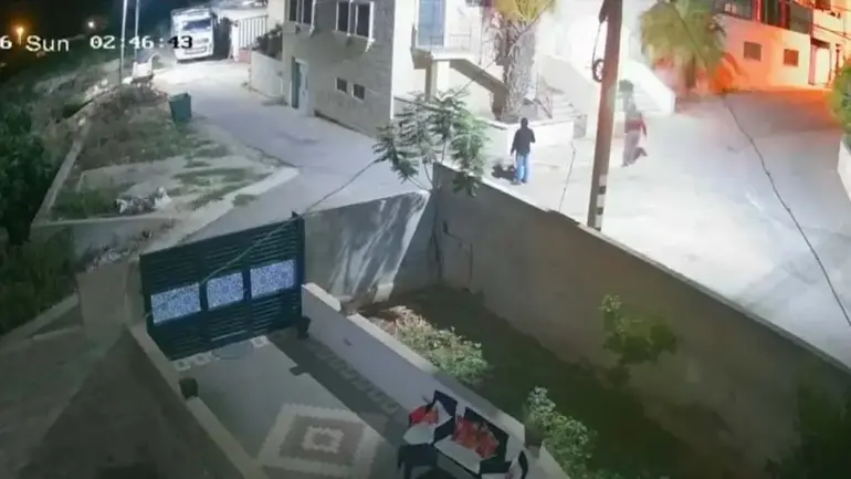 Batı Şeria'da camilere saldırı! - 2