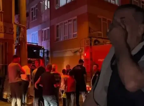 Bursa'da Yangında Yürüyemeyen Oğlunu Kurtaramayan Baba Sinir Krizi Geçirdi