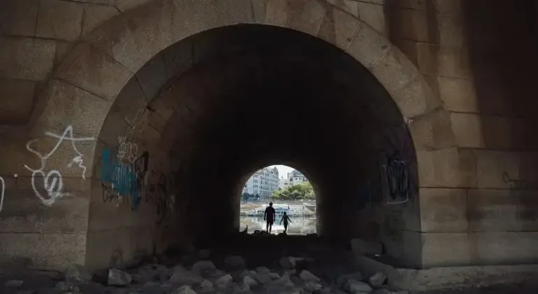 Tuna Nehri'nde su seviyesi tarihi dip noktaya indi