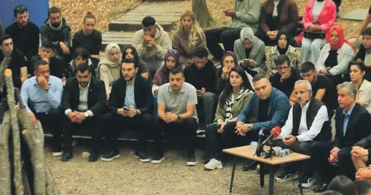 AK Parti İnsan Hakları Eğitim Kampı Düzenliyor