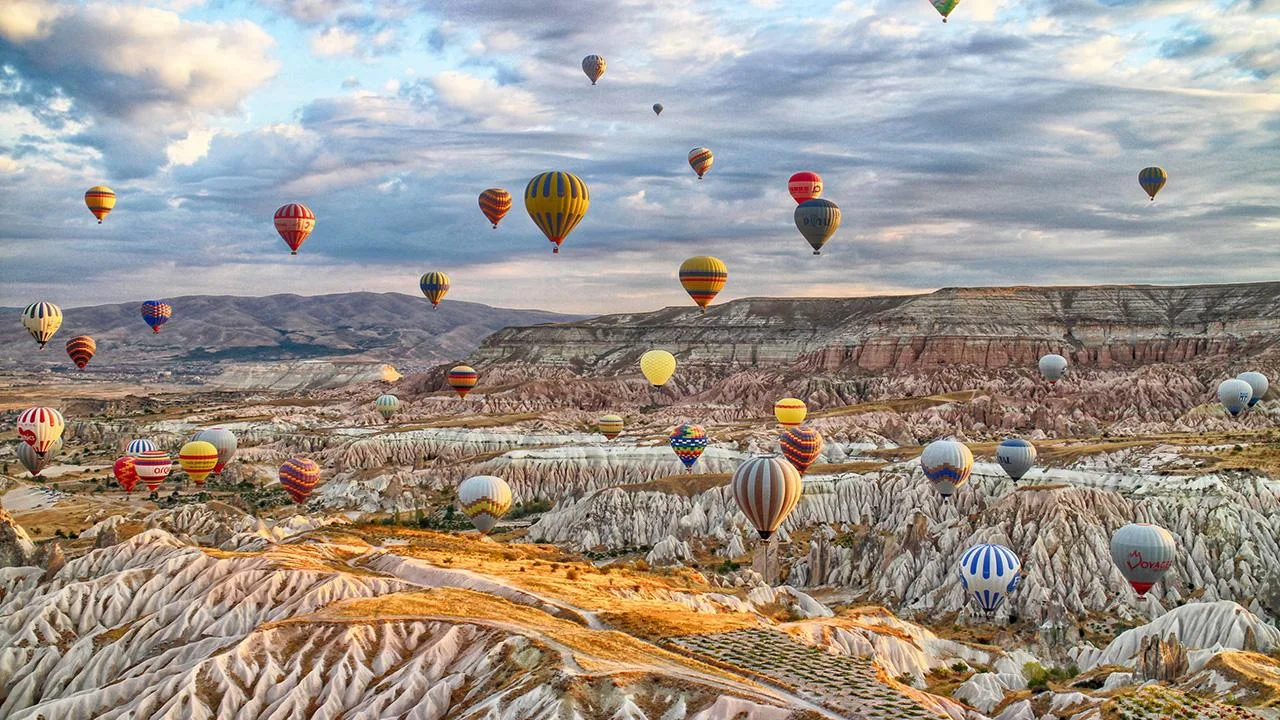 Turizm Geliri İkinci Çeyrekte 15,9 Milyar Dolar Olarak Gerçekleşti