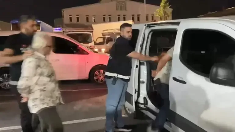 İstanbul'da Tartışma Kanlı Bitti: Bir Kişi Hayatını Kaybetti
