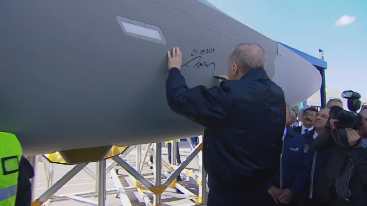 KAAN taksi testini başarıyla tamamladı