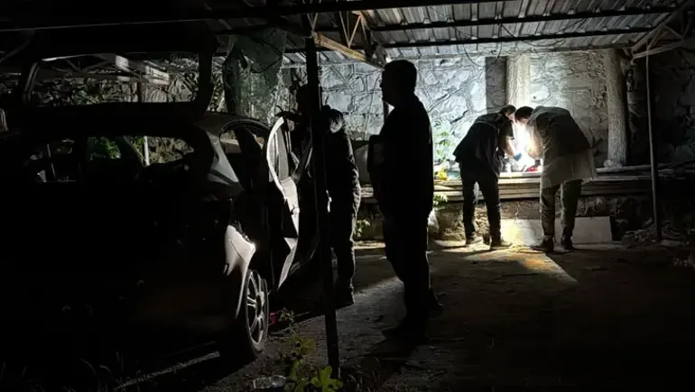 Isparta'da Otoparkta Patlama: 2 Genç Hastaneye Kaldırıldı