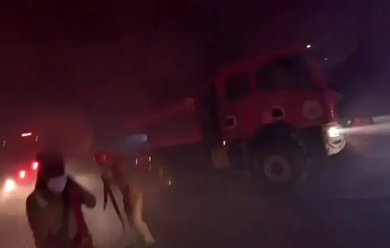 Orman Yangınlarında Ekiplerin Mücadelesi Kameralara Yansıdı