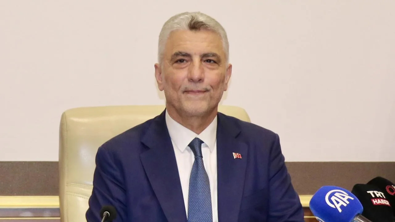 Bakan Bolat: Sarp Gümrük Kapısı, Asya ülkelerine açılan önemli bir geçiş koridoru