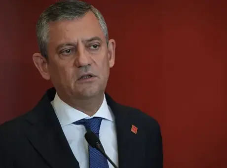 Özgür Özel'den Mansur Yavaş ve Zeydan Karalar sorusuna yanıt!