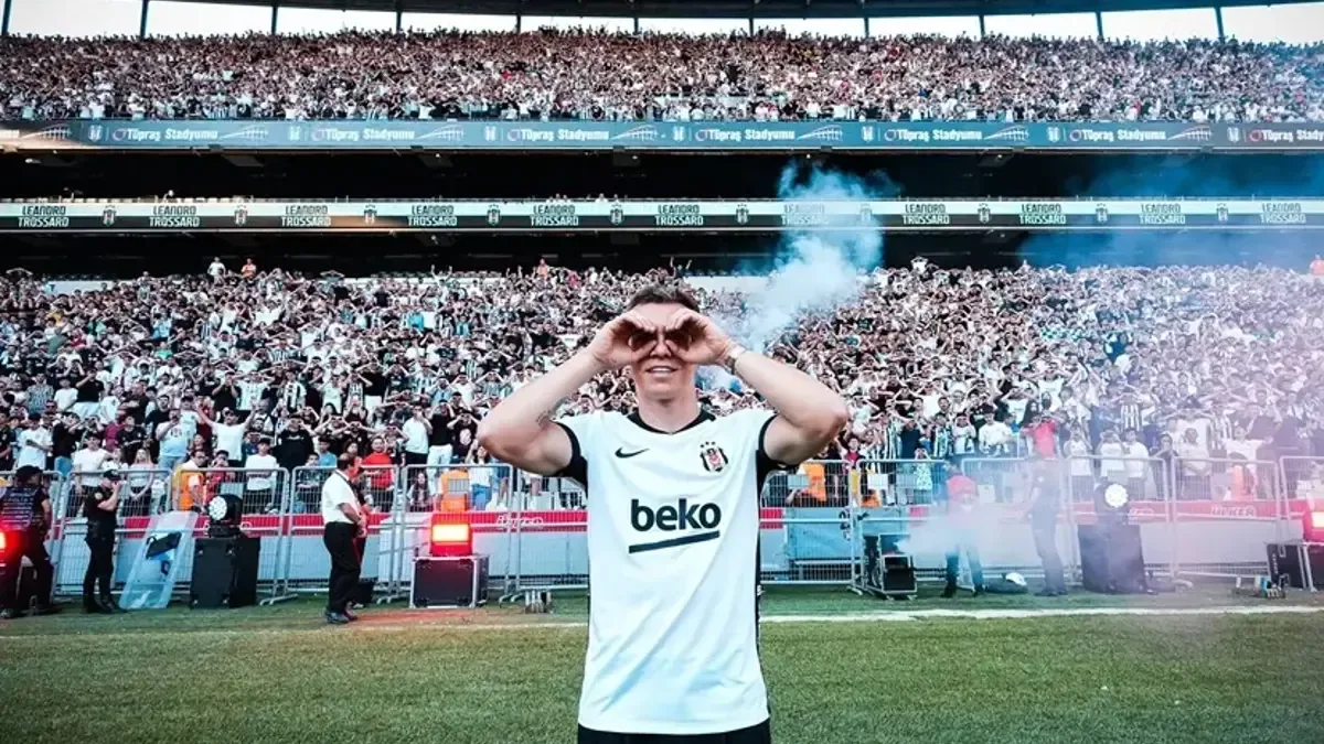 Leandro Trossard tatilini erken bitiriyor