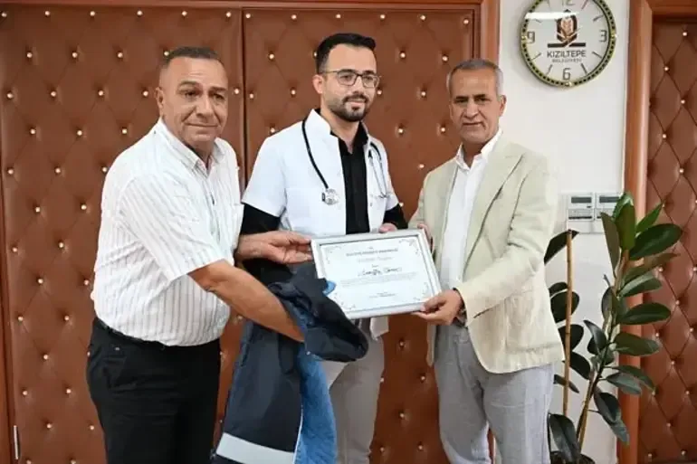 Belediye Zabıtasından Doktorluğa Geçiş