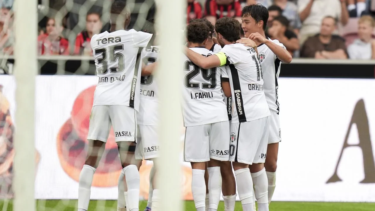 Beşiktaş, Midtjylland'ı eleyerek bir üst tura yükseldi