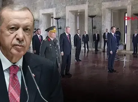 Cumhurbaşkanı Erdoğan, YAŞ toplantısı öncesi Anıtkabir'i ziyaret etti