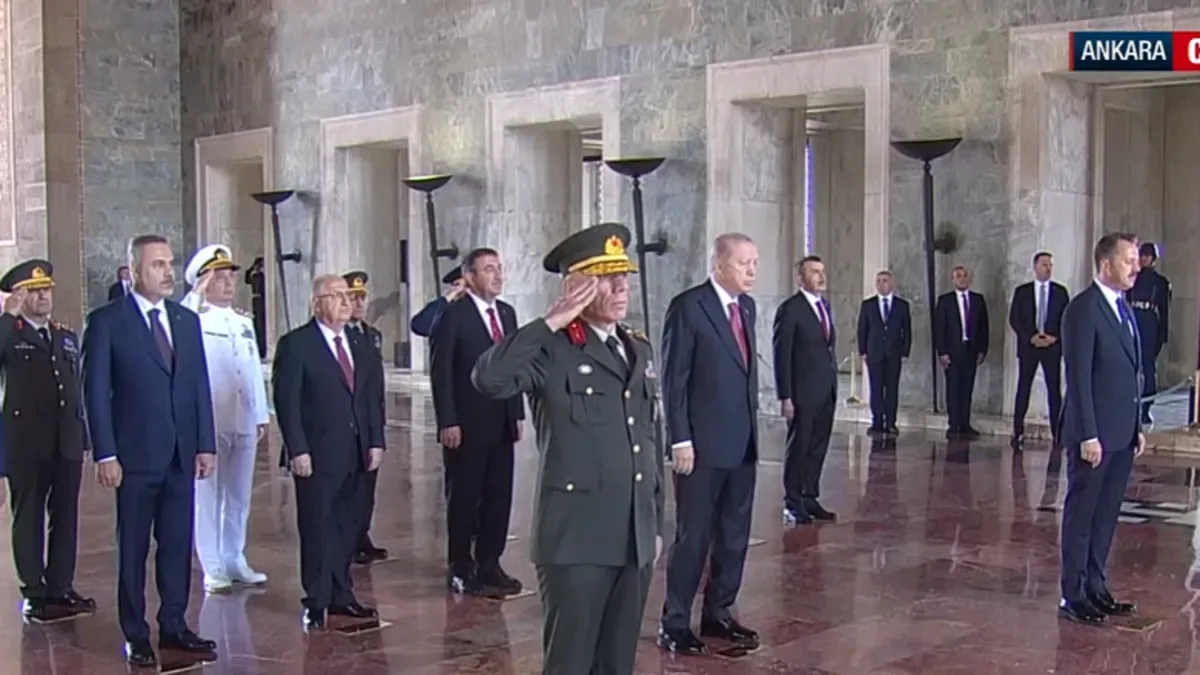 Başkan Erdoğan Anıtkabir'i Ziyaret Etti