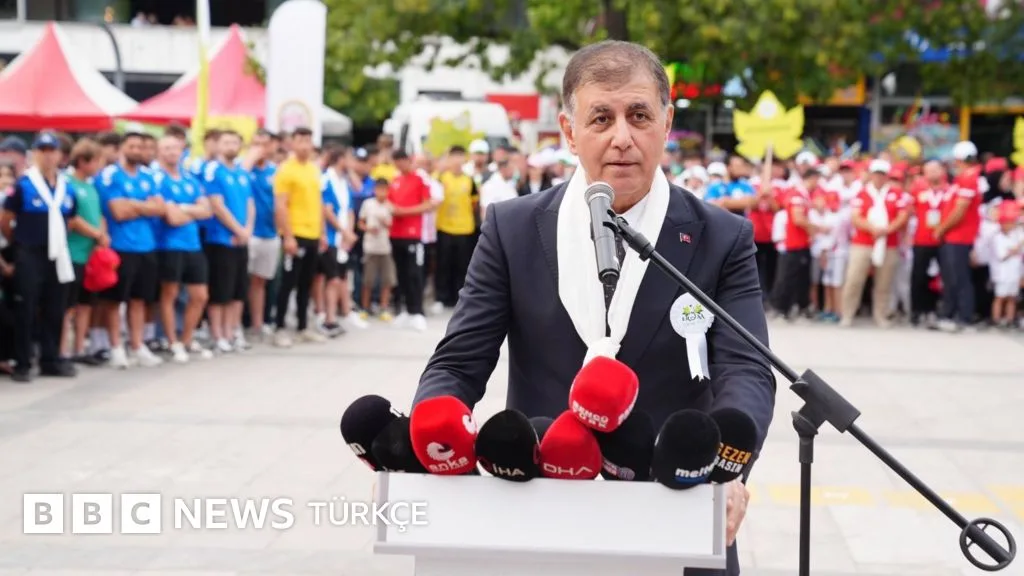 Cemil Tugay'ın CHP'den istifası sonrası AKP'ye geçiş iddiaları
