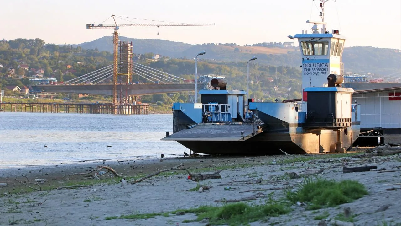 Tuna Nehri'nde Su Seviyesindeki Düşüş Devam Ediyor