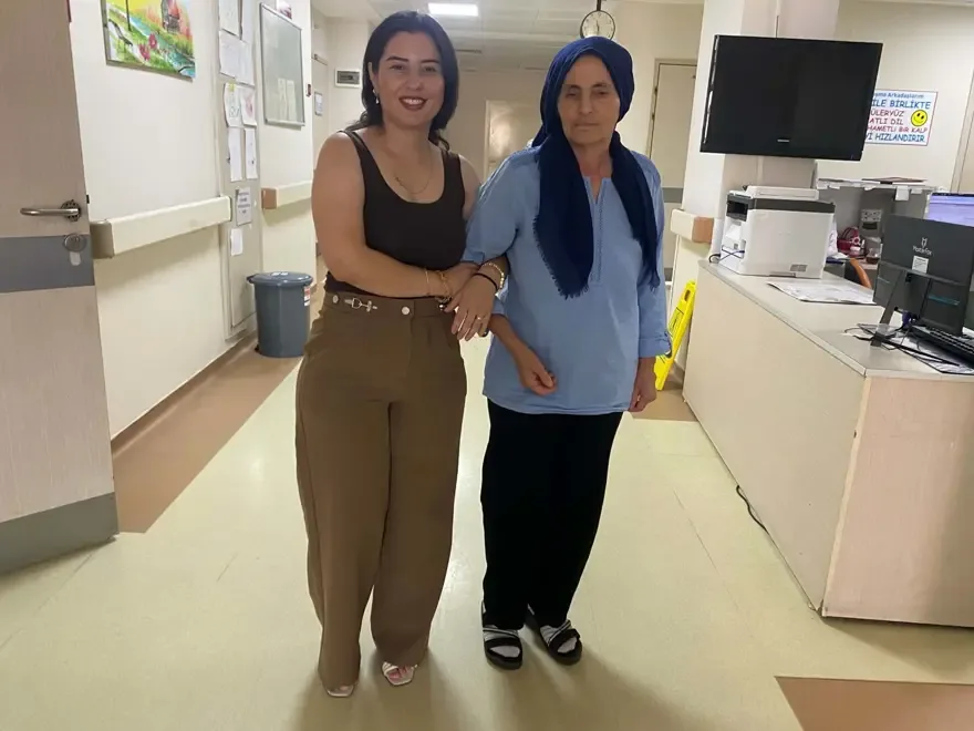 Manisa'da Karın Boşluğunda Kafatası Kemiği Taşıyan Kadın Sağlığına Kavuştu