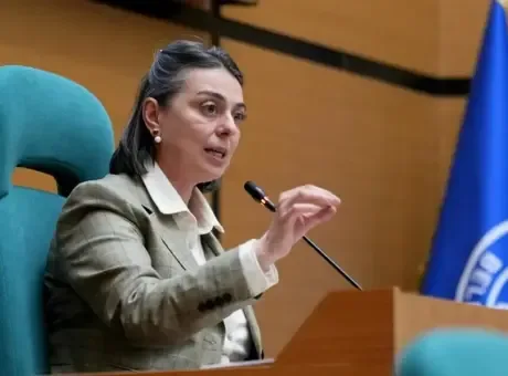 Üsküdar Belediye Başkanı Sinem Dedetaş Tutuklandı