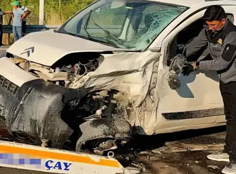 Afyonkarahisar'da trafik kazası: 1 ölü, 5 yaralı