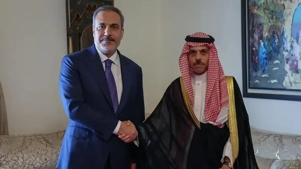 Ankara-Riyad hattında kritik temas! Bakan Fidan Suudi mevkidaşıyla görüştü