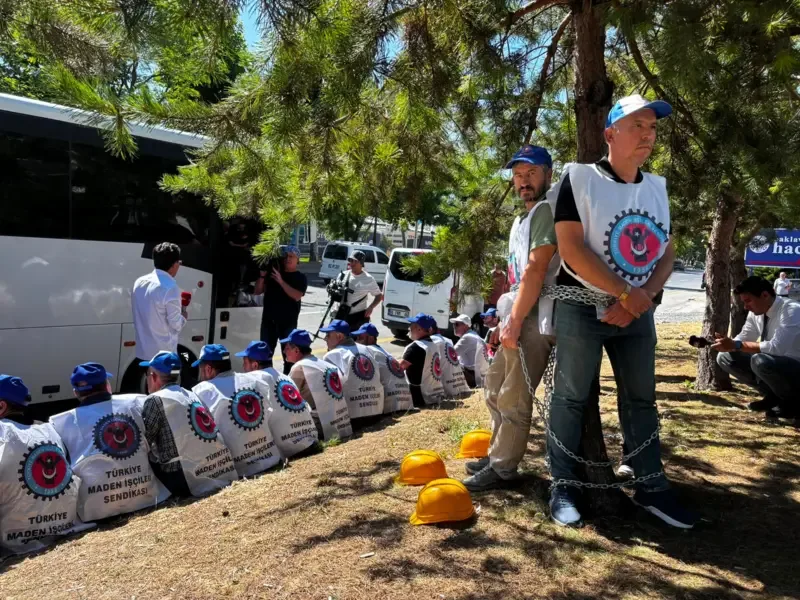 Doruk Madencilik işçileri Ankara'da eylemde