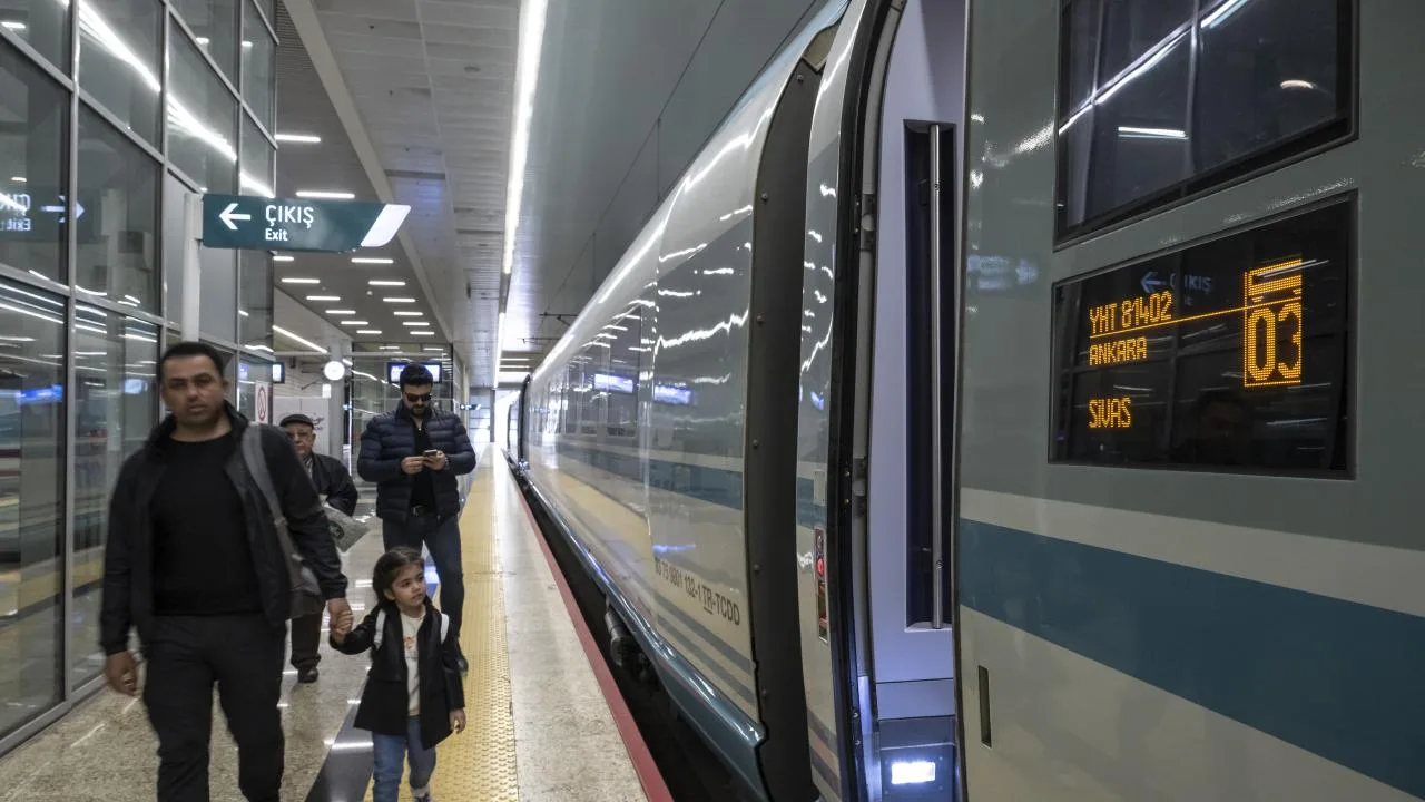 114 milyon yolcu YHT ile seyahat etti
