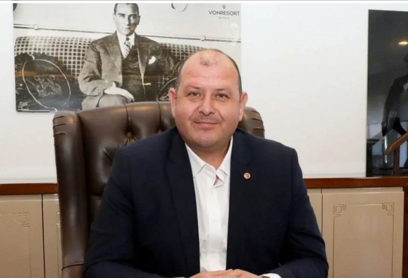 Menderes Belediye Başkanı İlkay Çiçek'in de Aralarında Bulunduğu 13 Kişi Gözaltına Alındı